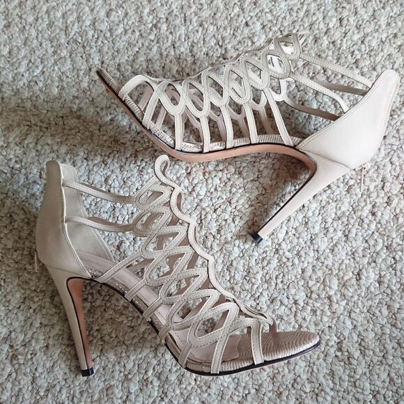 Klub Nico beige laser-cut leather sandal size 9.5M - Picture 2 of 14